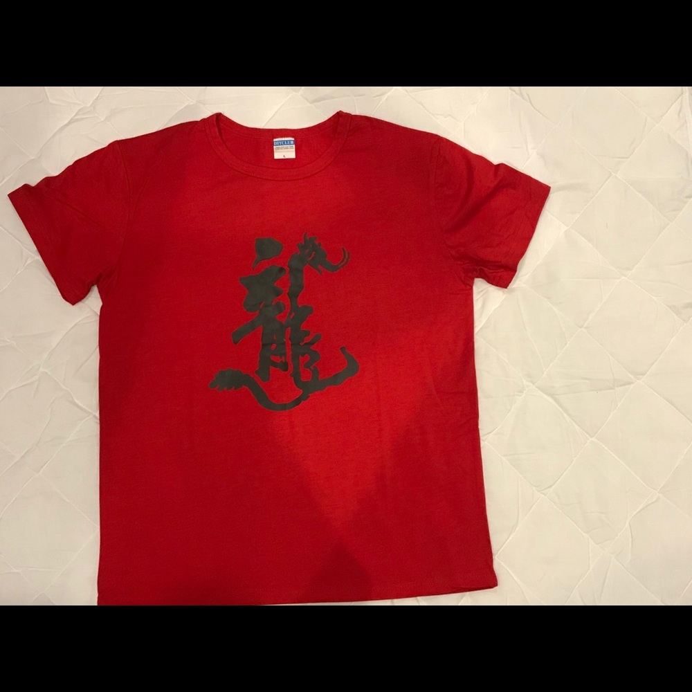Men’s T-shirt , size M.